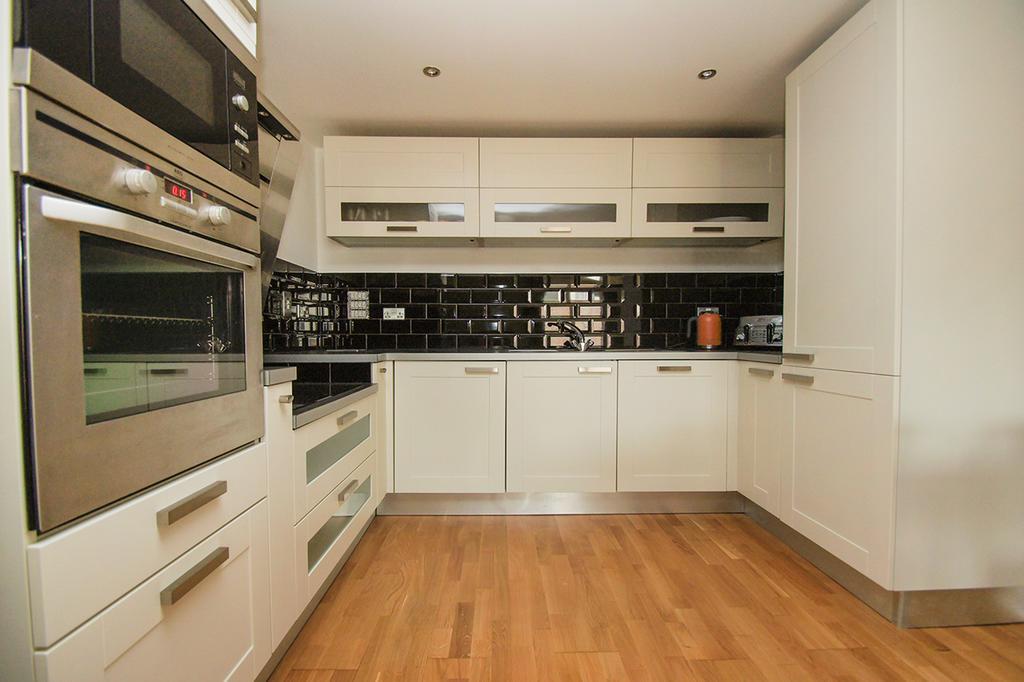 Avalon Balcony Apartment Brighton Bagian luar foto